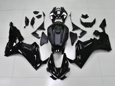 Shop 2020-2023 Honda CBR1000RR-R Motorcycle Fairings - Glossy Black Matte Black Canada