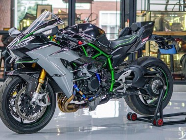 Shop 2015-2022 Kawasaki Ninja H2 Motorcycle Fairings - Grey Canada