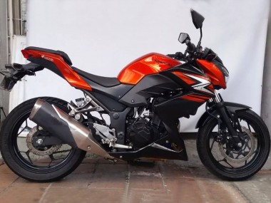Shop 2015-2016 Kawasaki Z250/Z300 Motorcycle Fairings - Orange Red Matte Black Canada