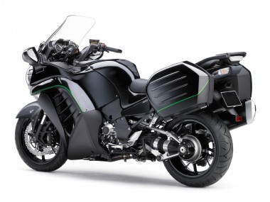 Shop 2007-2009 Kawasaki GTR1400/ZG1400 Motorcycle Fairings - Matte Black Green Line Canada