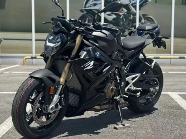 Shop 2021-2025 BMW S1000R Motorcycle Fairings - Black Canada