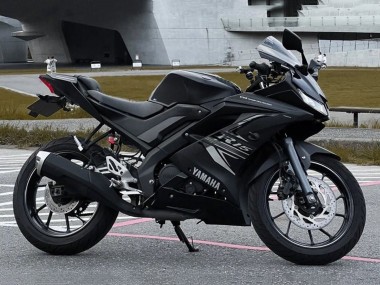 Shop 2018-2024 Yamaha YZF R15 Motorcycle Fairings - Matte Black Canada