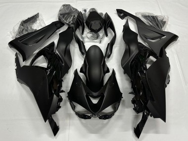 Shop 2023-2026 Kawasaki ZX6R Motorcycle Fairings - Matte Black Canada
