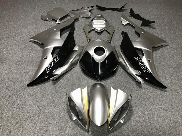 2008-2016 Silver and Black Custom R6 Fairings 2008-2016 Silver and Black Custom R6 Fairings